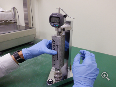 ダイヤルゲージ（モルタルバー法）